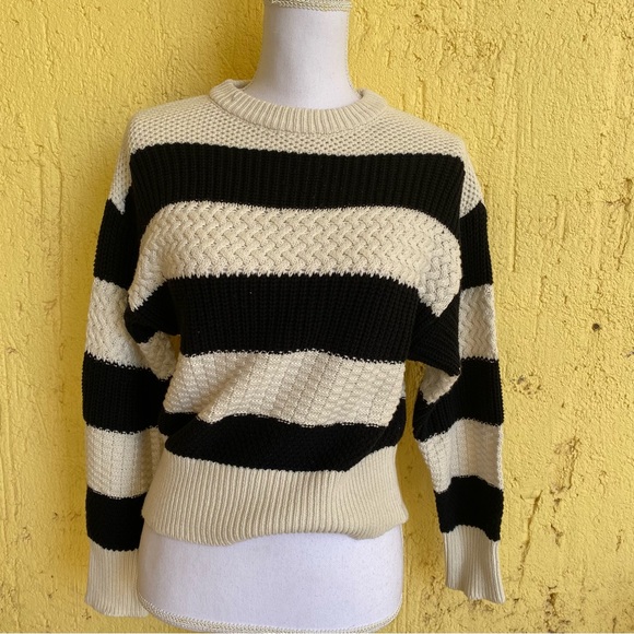 a new day Sweaters - A NEW DAY WOMAN'S STRIPPED SWEATER BLACK/WHITE SIZE XS